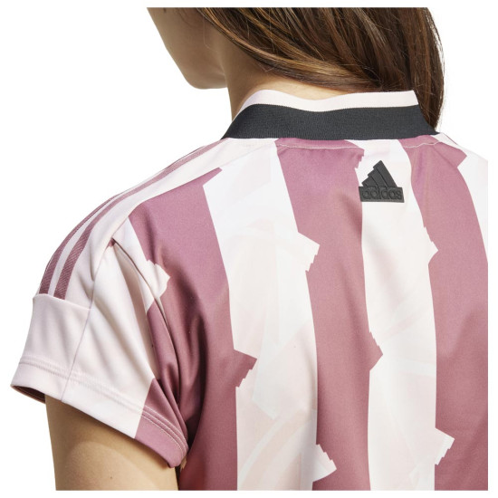 Adidas Γυναικεία κοντομάνικη μπλούζα Tiro Cut 3-stripes Baby Tee Adidas Γυναικεία κοντομάνικη μπλούζα Tiro Cut 3-stripes Baby Tee